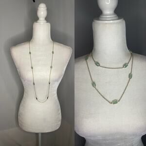 Kendra Scott Kellie necklace in silver and green